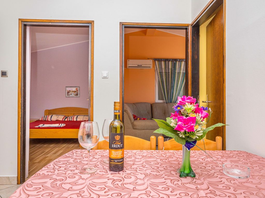 Ferienwohnung mit Meerblick und Klimaanlage