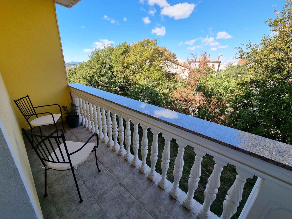 Ferienwohnung mit Balkon und Klimaanlage