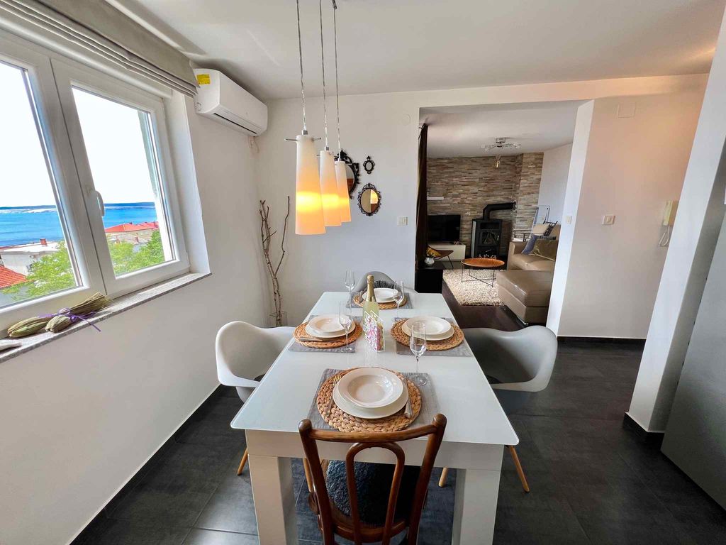 Ferienwohnung mit Balkon und Klimaanlage