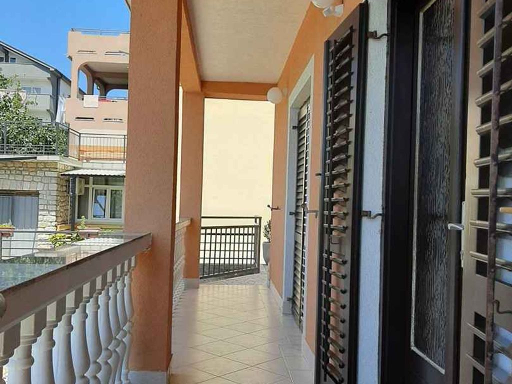 Ferienwohnung mit Balkon