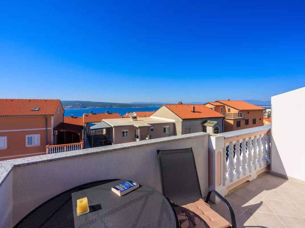 Studio mit traumhaftem Balkon und Meerblick