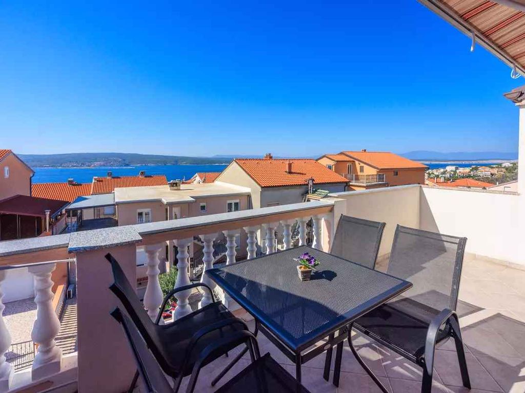 Ferienwohnung mit Balkon und Meerblick