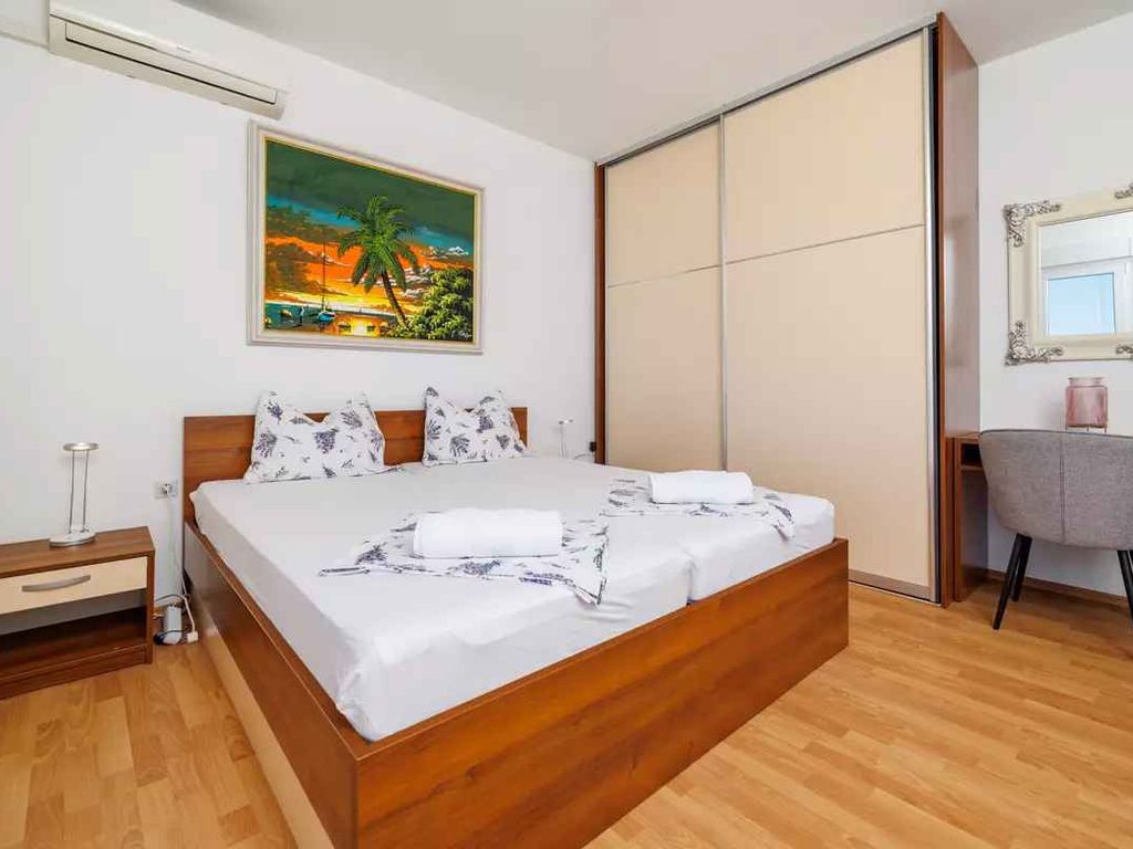 Ferienwohnung mit Pool zur gemeinsamen Nutzung