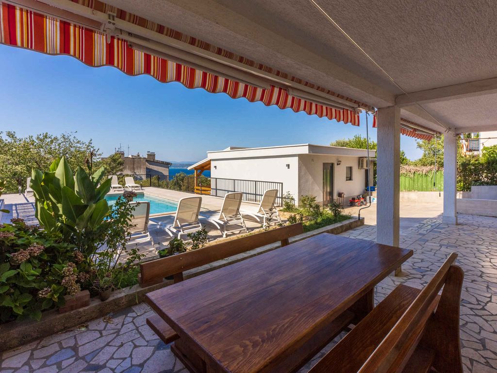 Ferienwohnung mit Klimaanlage und Swimmingpool