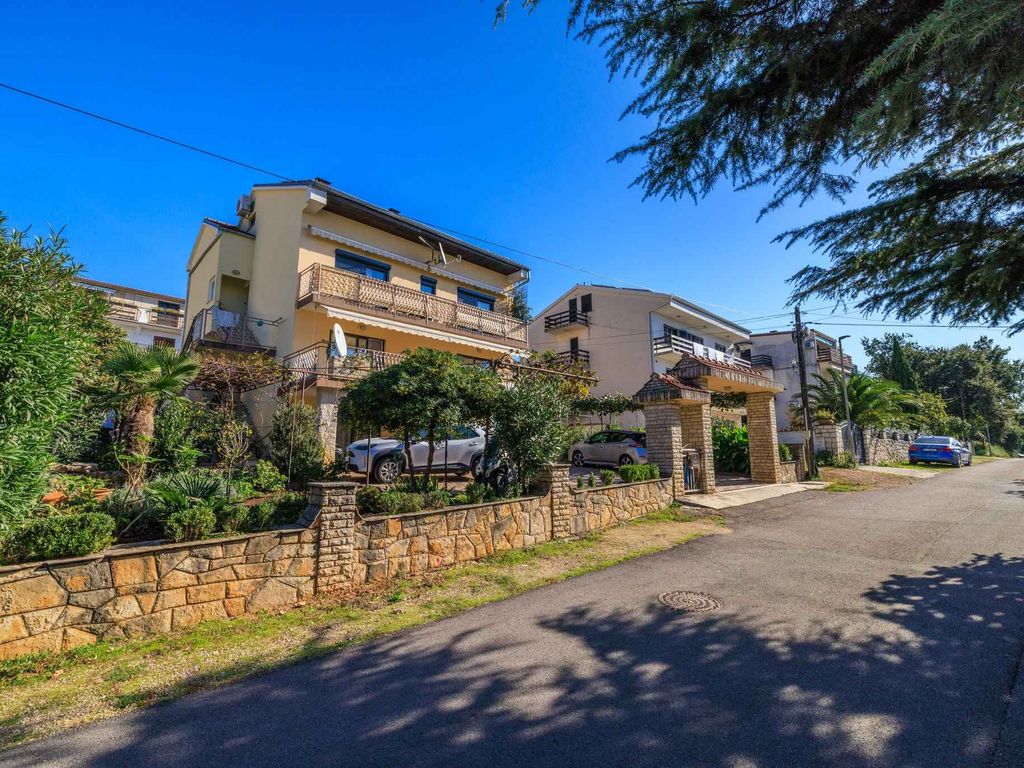Ferienwohnung mit Terrasse und Klimaanlage
