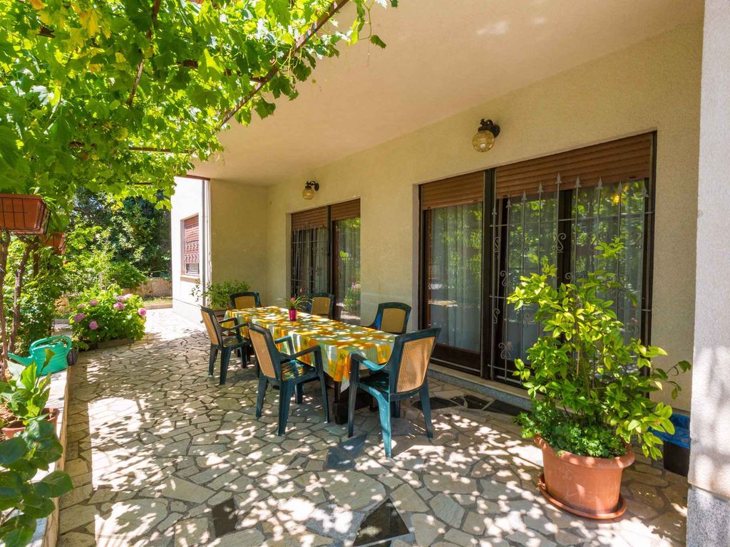 Ferienwohnung mit Grill und WLAN