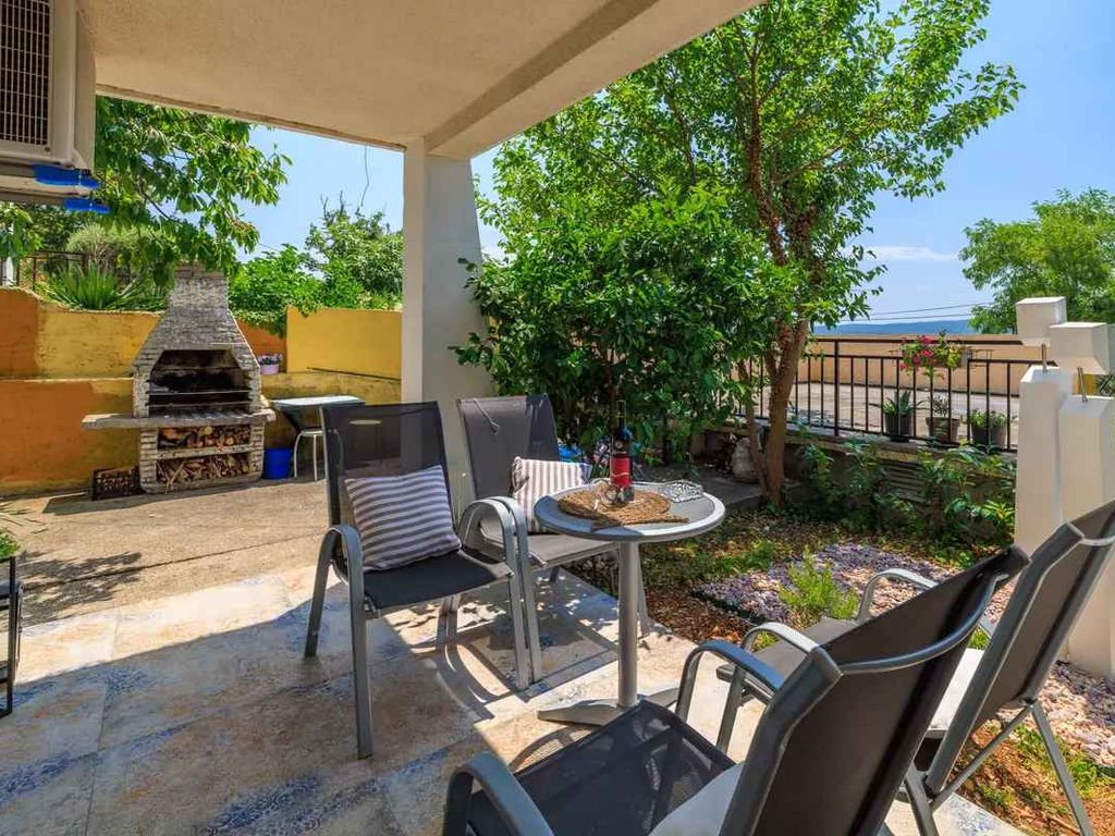 Ferienwohnung mit Terrasse