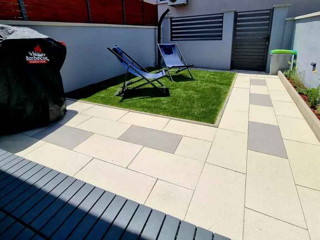 Ferienhaus mit Terrasse