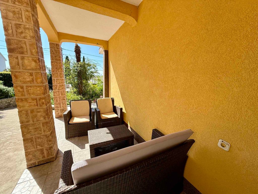 Ferienwohnung Apartment mit Terrasse
