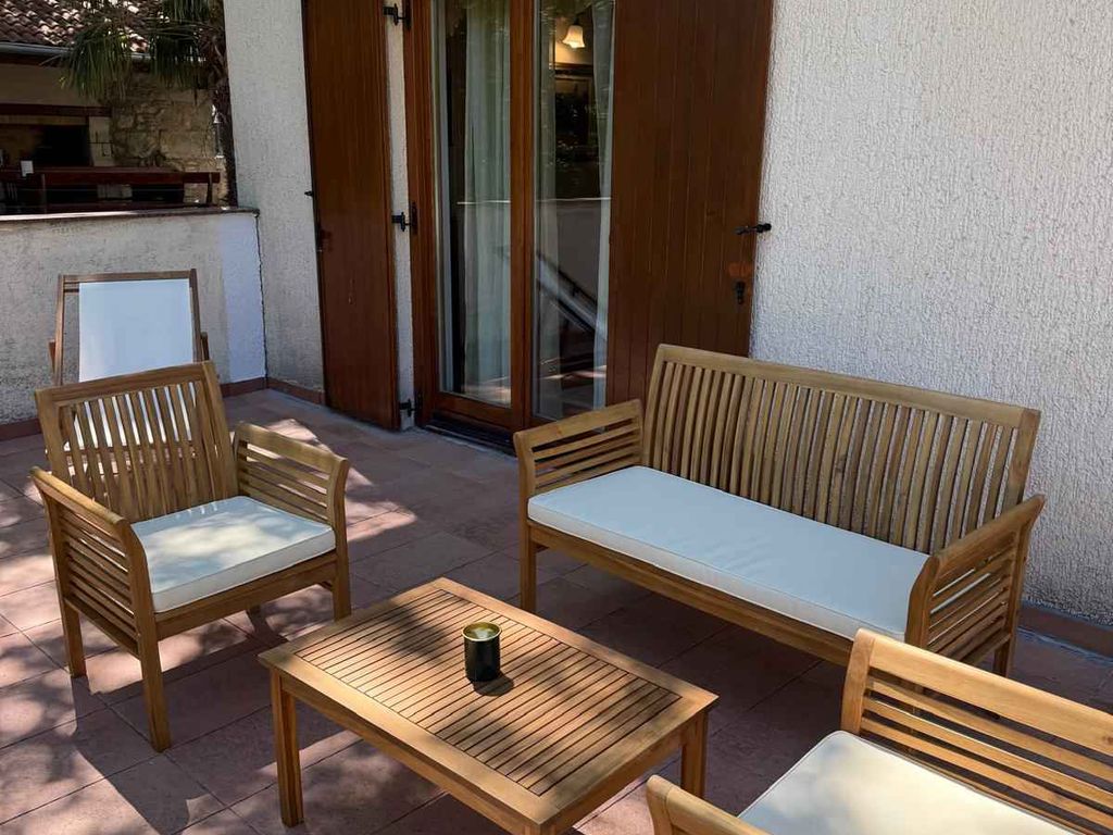 Ferienhaus mit 3 Schlafzimmern und großem Garten