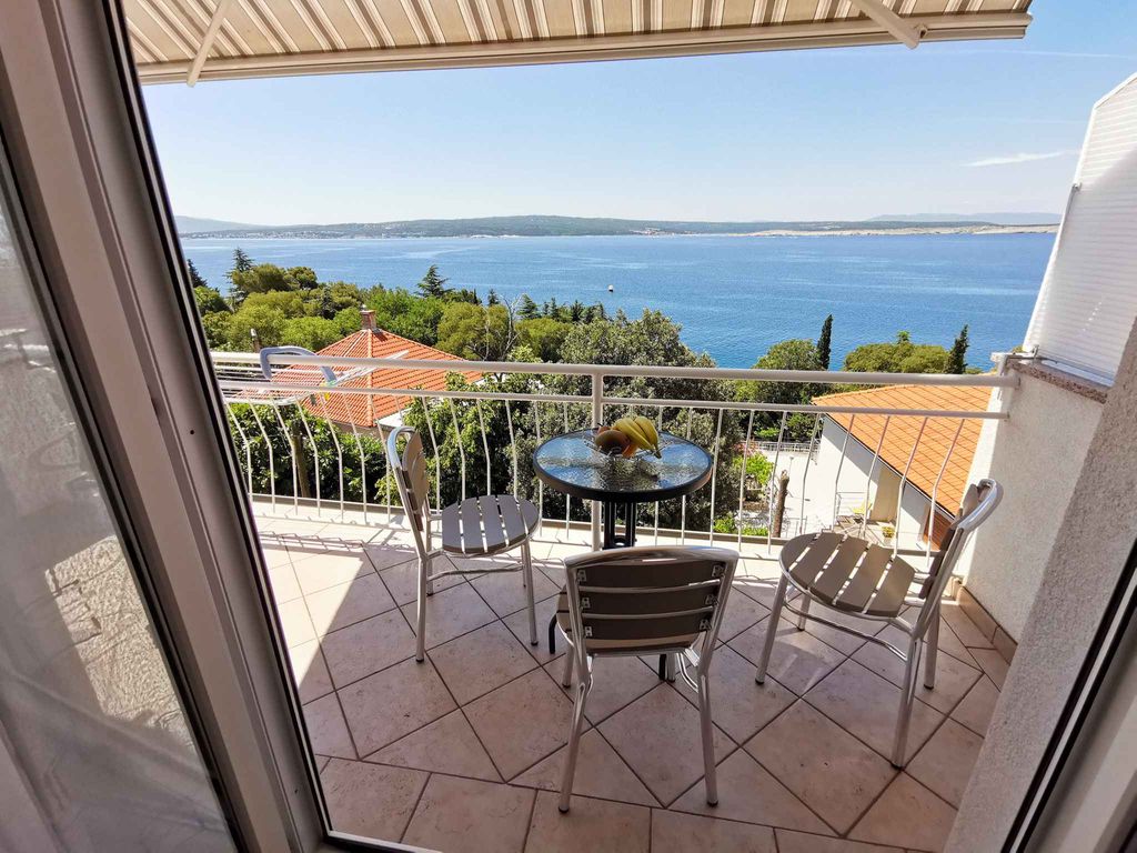 Ferienwohnung 100 m vom Strand mit Meerblick
