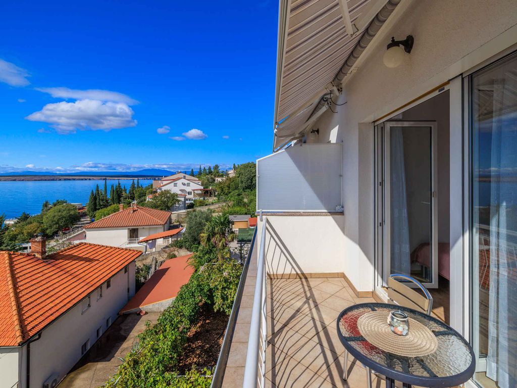 Ferienwohnung 100 m vom Strand mit Meerblick