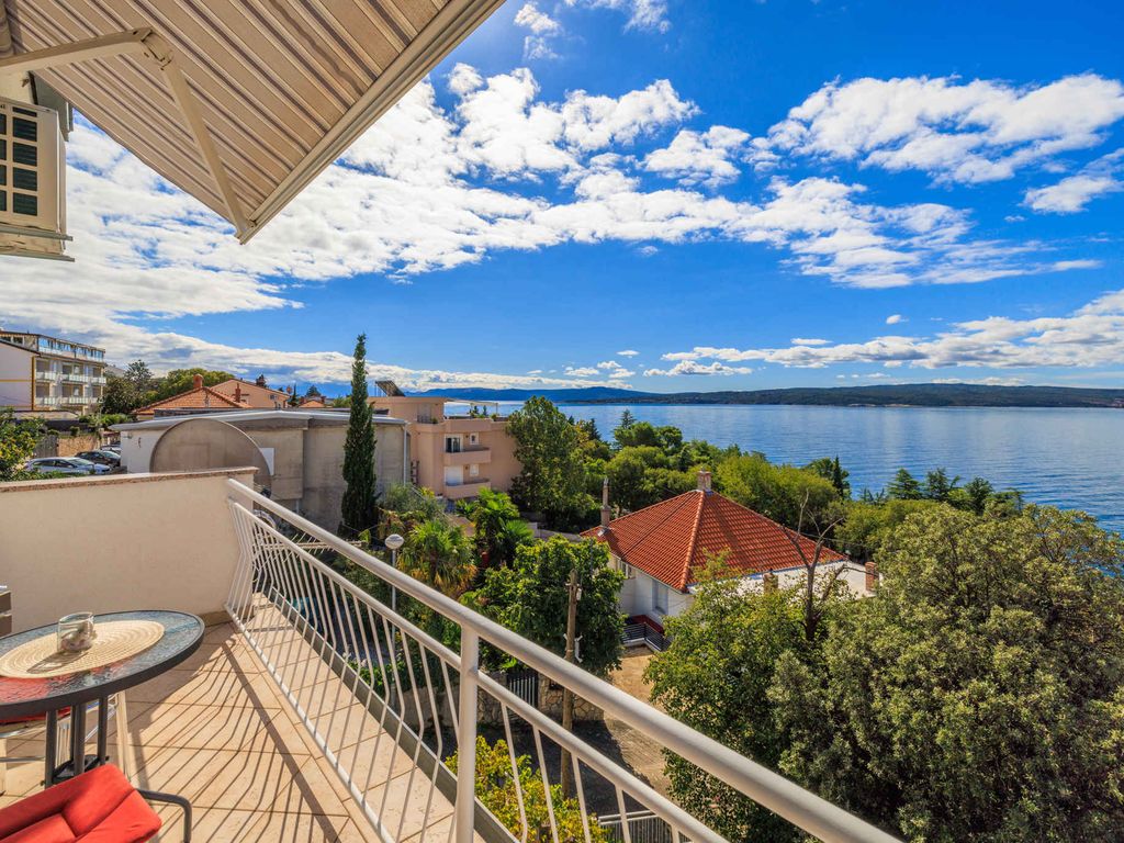 Ferienwohnung 100 m vom Strand mit Meerblick