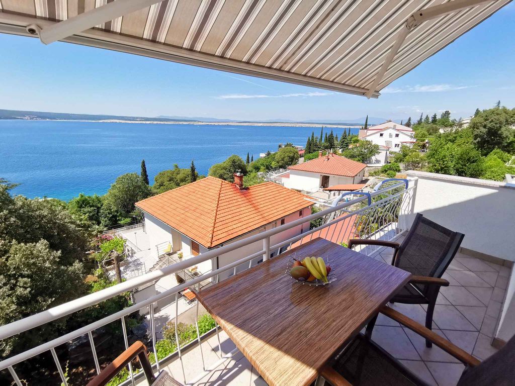Ferienwohnung 100 m vom Strand mit Meerblick