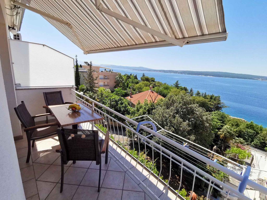 Ferienwohnung 100 m vom Strand mit Meerblick