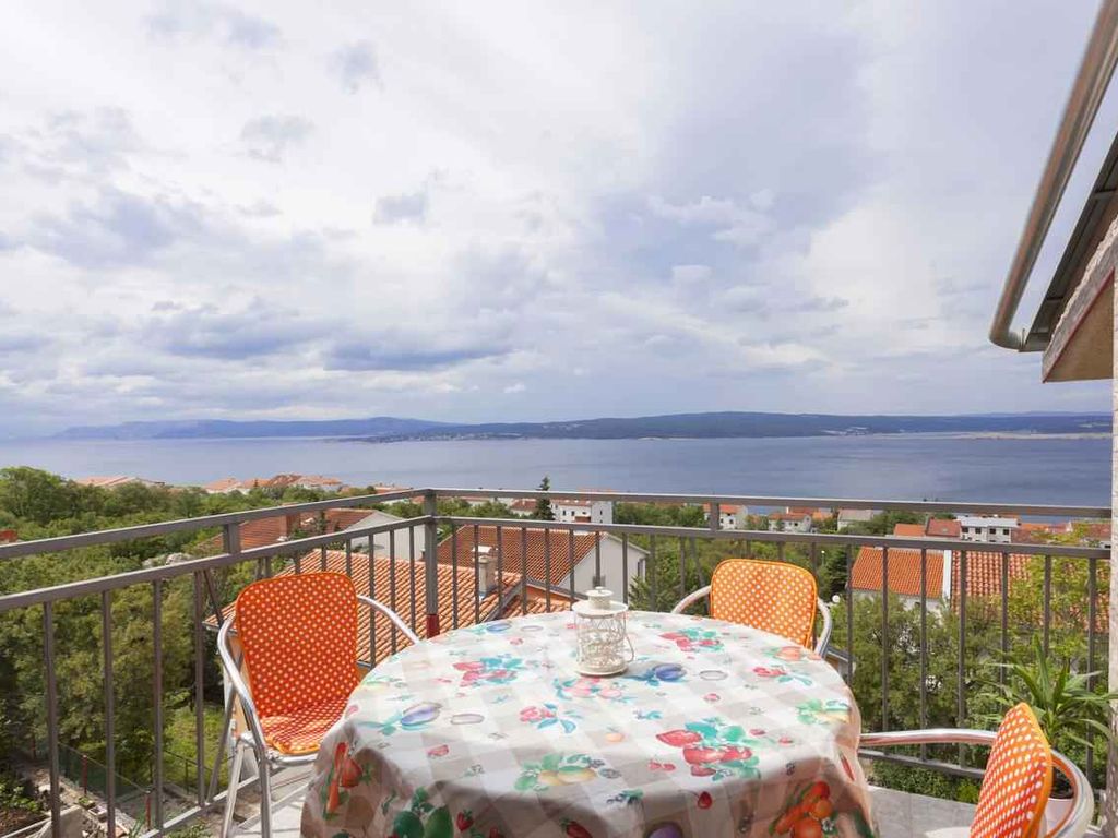 Ferienwohnung mit Balkon und Klimaanlage