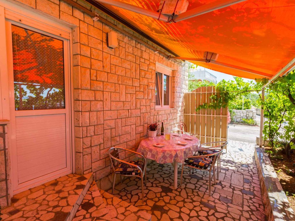 Ferienwohnung mit Terrasse und Klimaanlage