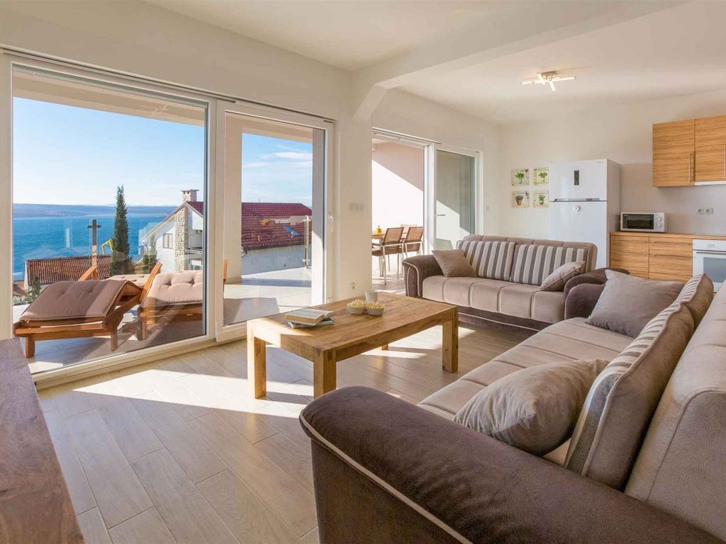 Ferienwohnung mit Klimaanlage und Meerblick