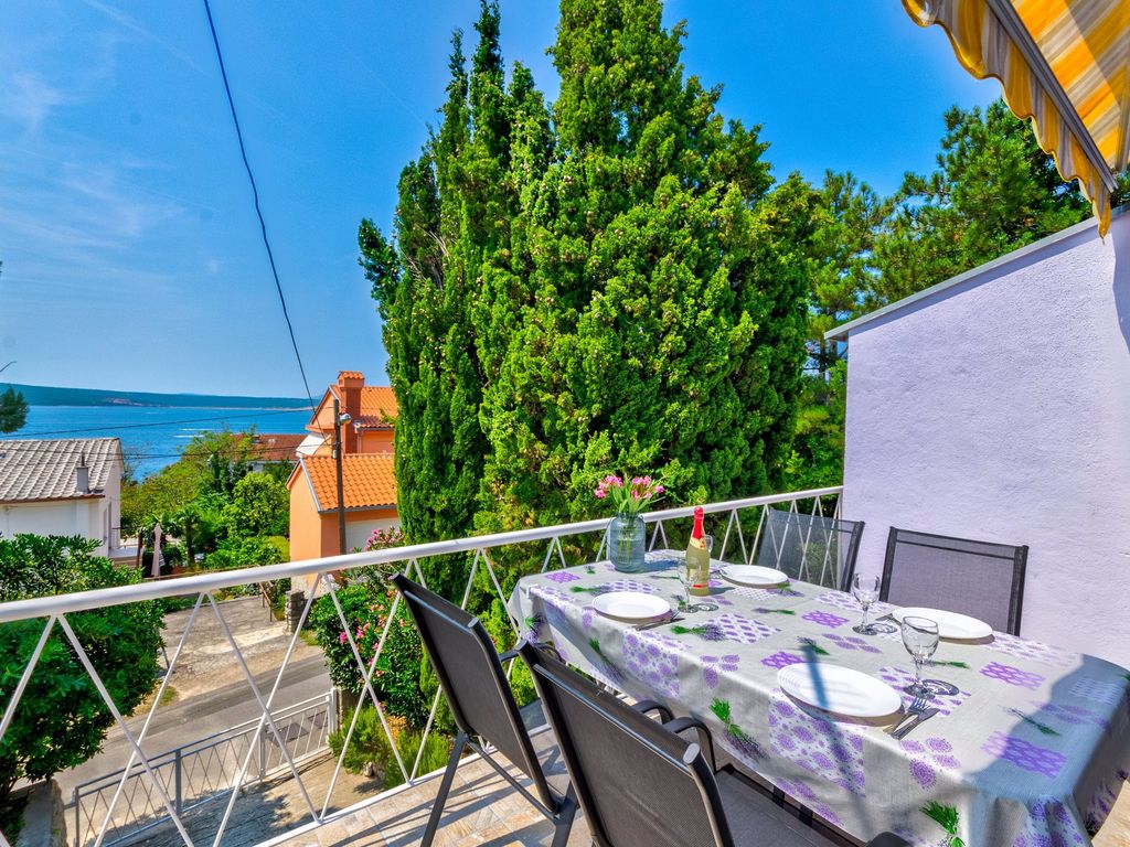 Ferienwohnung mit Balkon und Meerblick