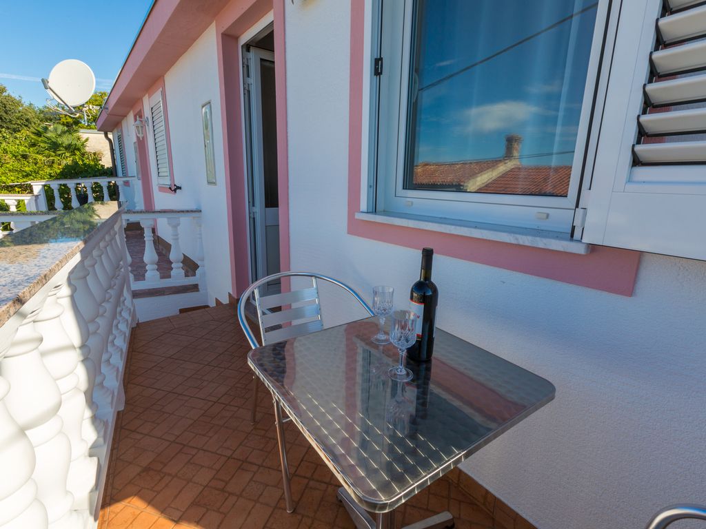 Ferienwohnung mit Meerblick und Balkon