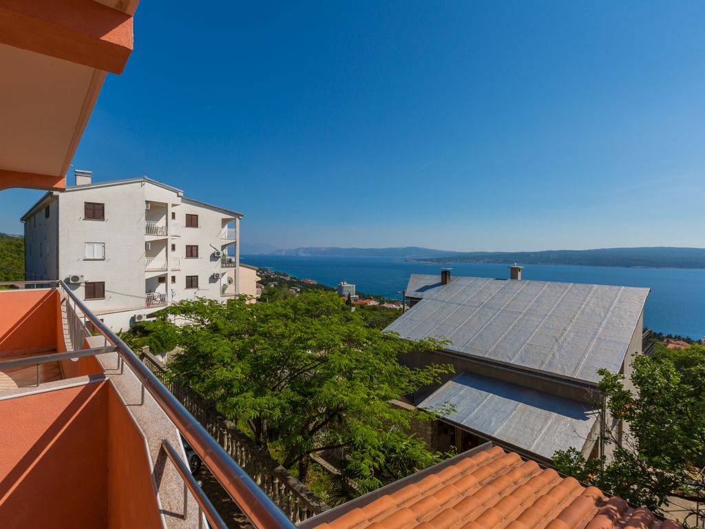 Ferienwohnung mit Meerblick und Pool