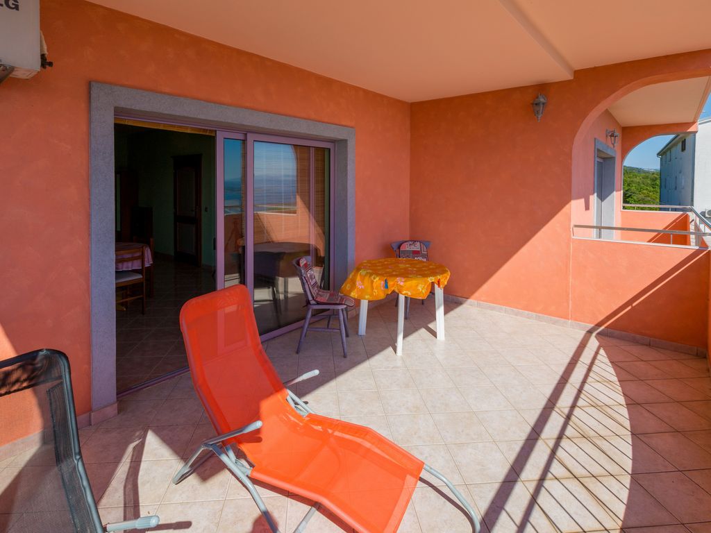 Ferienwohnung mit Meerblick und Pool