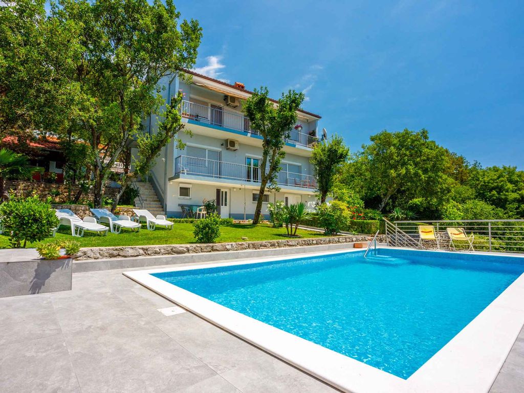 Ferienwohnung mit Pool zur gemeinsamen Nutzung