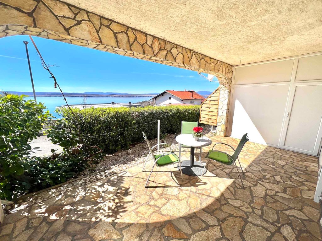 Studio mit Klimaanlage und Blick zum Meer