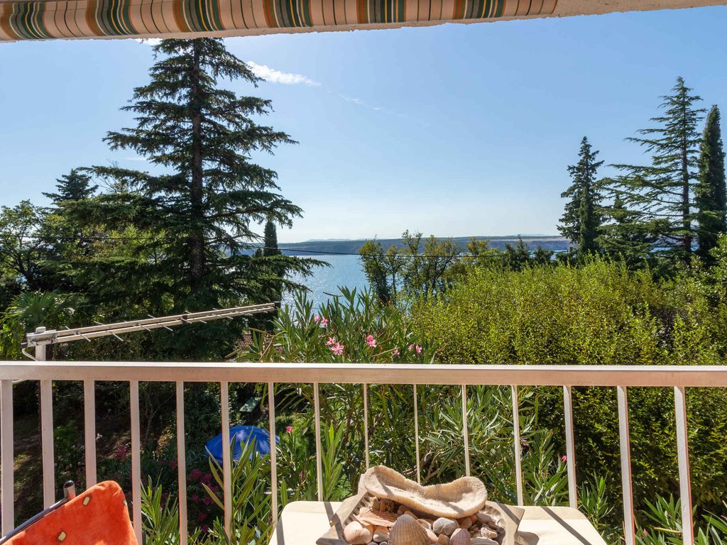 Ferienwohnung mit Balkon und Meerblick