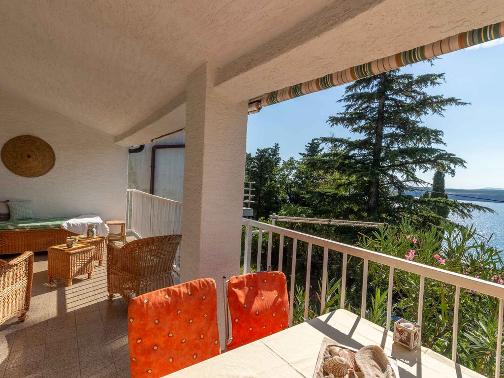 Ferienwohnung mit Balkon und Meerblick