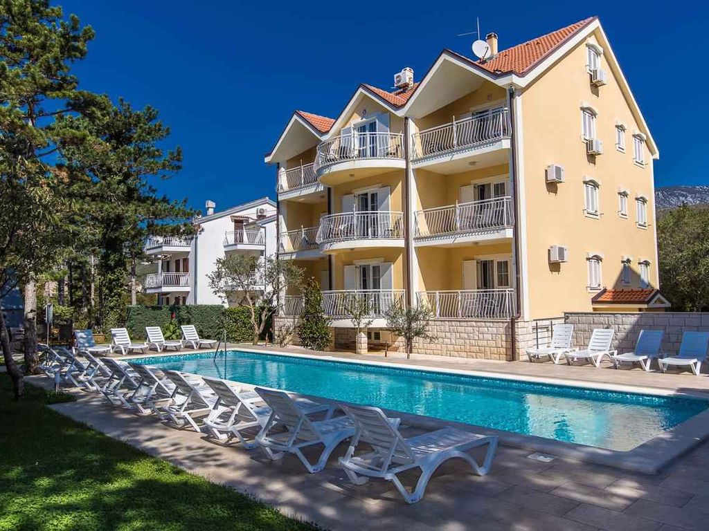 Ferienwohnung mit Pool