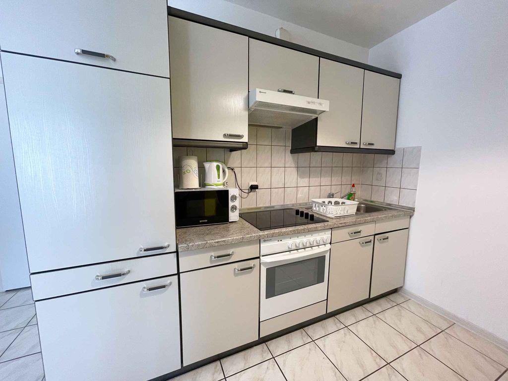 Ferienwohnung modern mit Balkon
