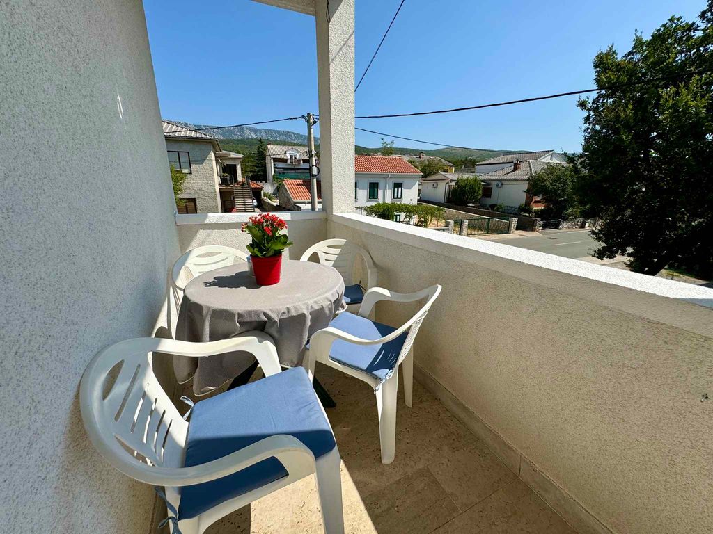 Ferienwohnung mit Balkon und Klimaanlage