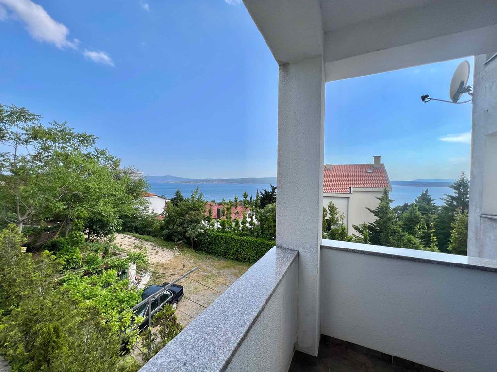 Ferienwohnung mit Terrasse und Klimaanlage
