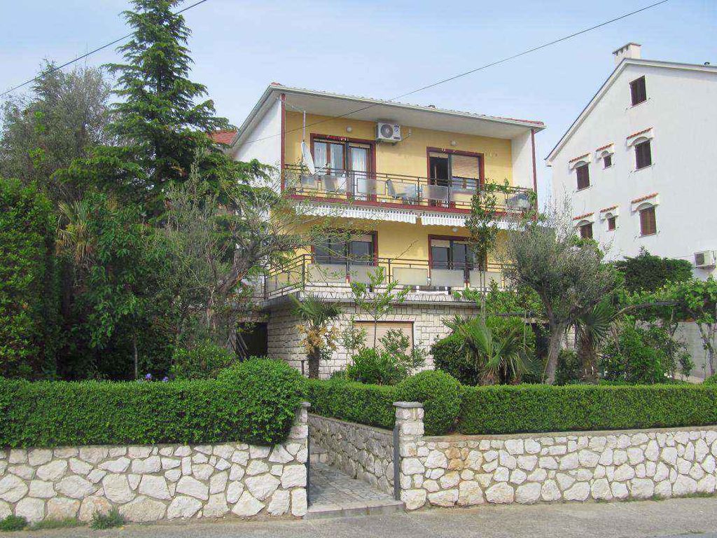 Ferienwohnung mit Terrasse und Klimaanlage