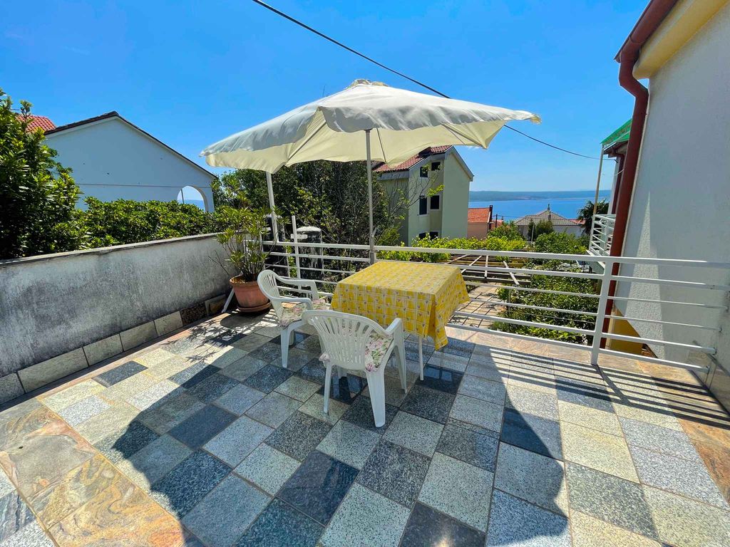 Ferienwohnung mit Balkon und Terrasse
