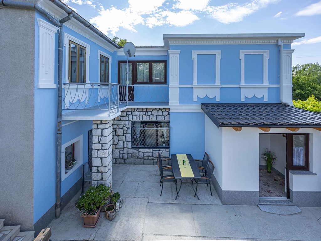 Ferienhaus mit großer Terrasse und Klimaanlage