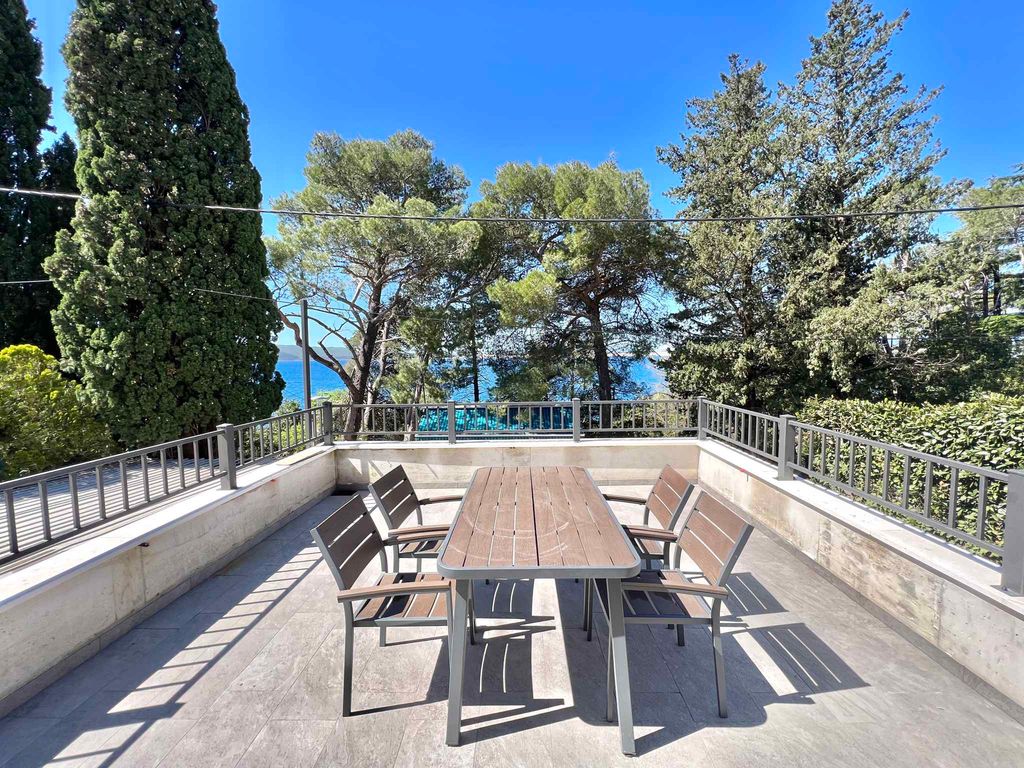 Ferienwohnung mit Terrasse, 50m vom Meer