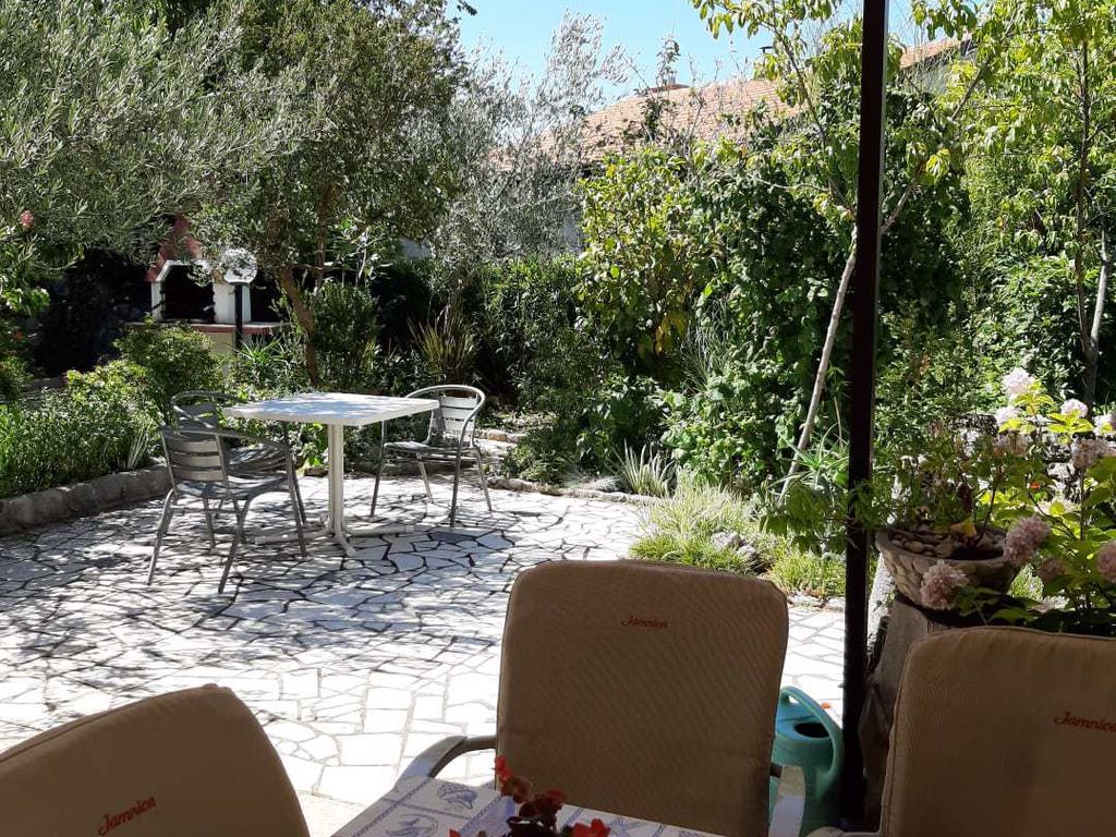 Ferienwohnung mit Terrasse und Klimaanlage
