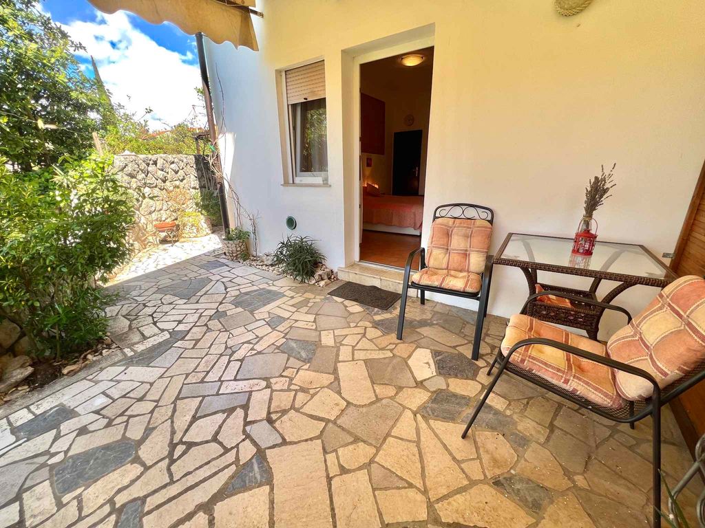 Studio mit Terrasse und Klimaanlage