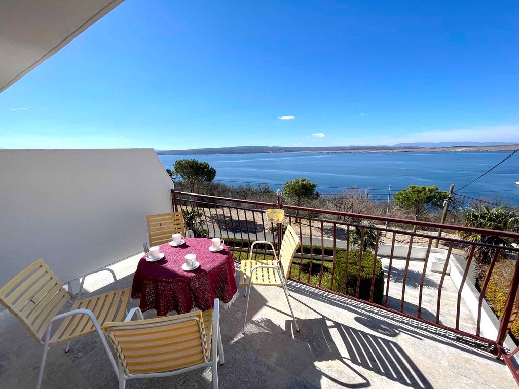 Ferienwohnung mit Balkon und Klimaanlage