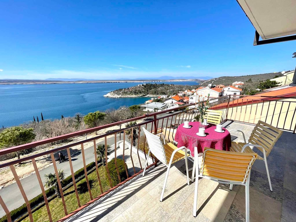 Ferienwohnung mit Balkon mit Aussicht und Klimaanlage
