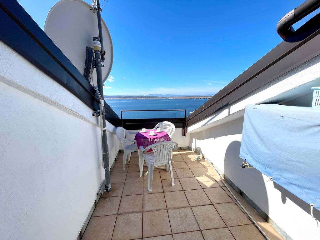 Studio mit Balkon für 3 Personen