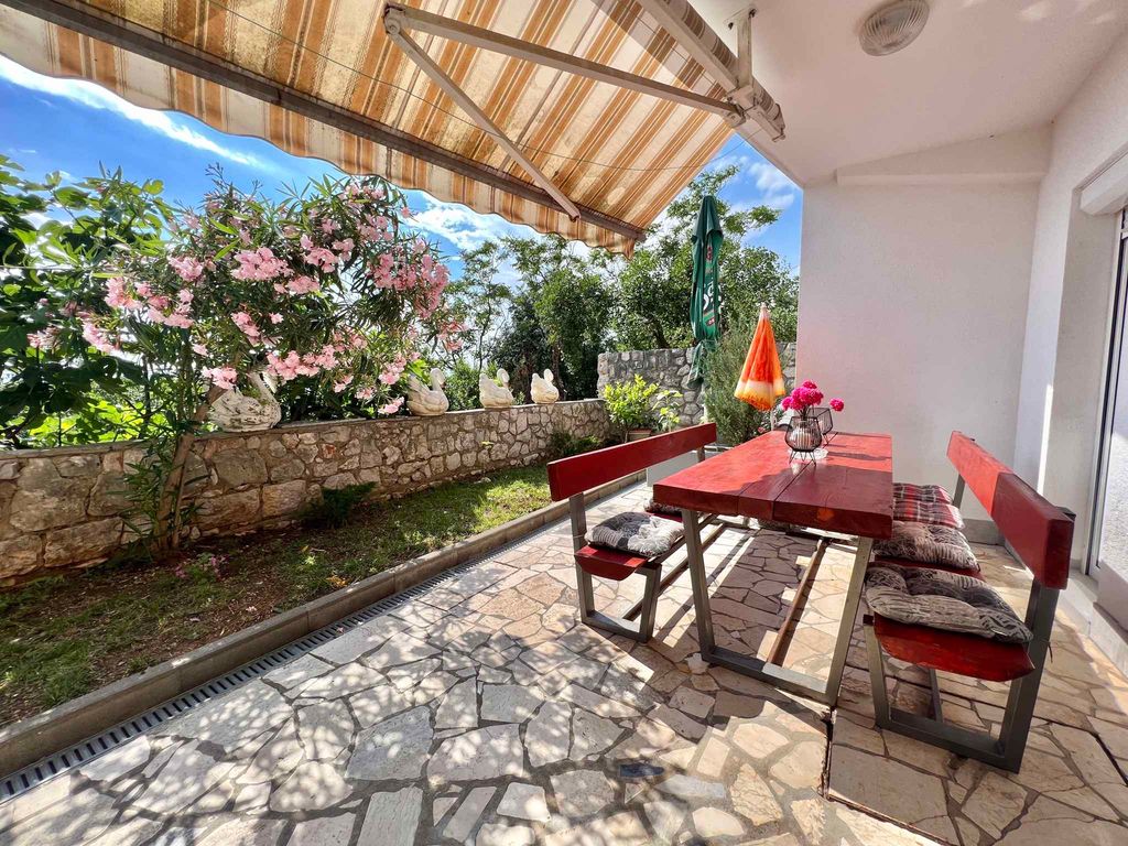 Ferienwohnung mit Terrasse