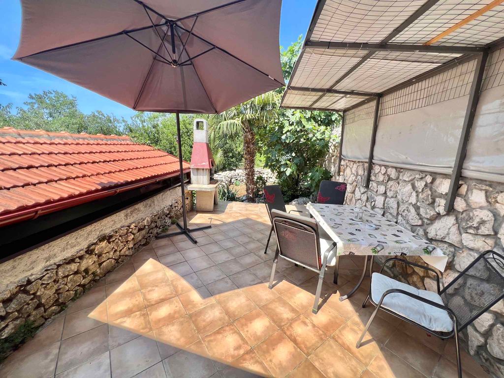 Ferienwohnung mit Terrasse und Balkon mit Meerblick