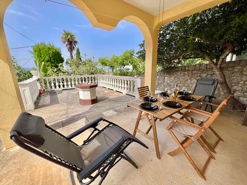 Ferienhaus mit Meerblick