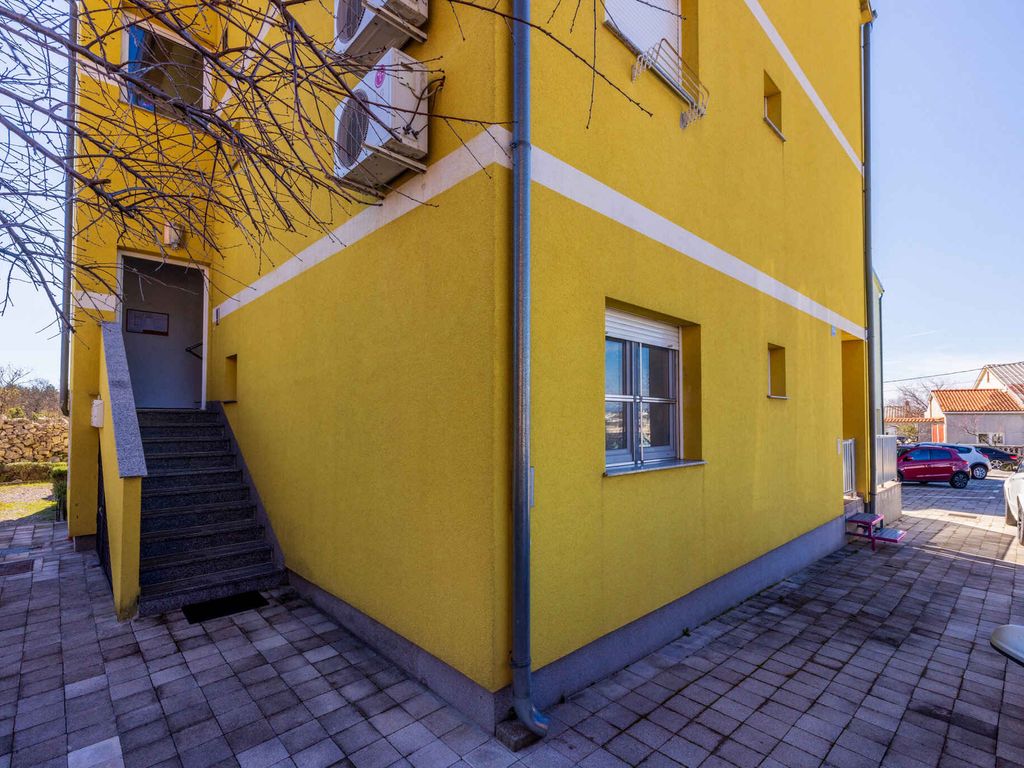 Ferienwohnung mit Waschmaschine und Klimaanlage
