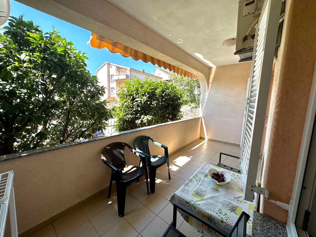 Ferienwohnung mit Terrasse und Klimaanlage