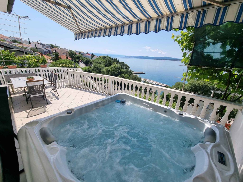 Ferienwohnung mit Terrasse und Klimaanlage