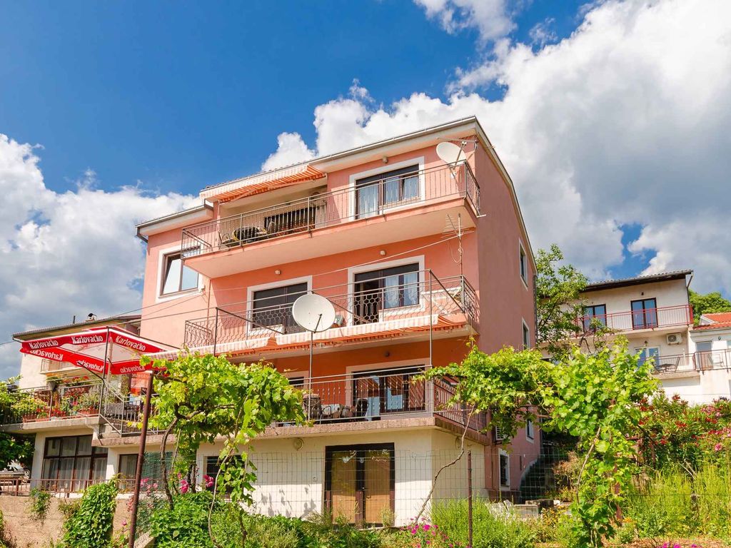 Ferienwohnung mit Klimaanlage und Meerblick